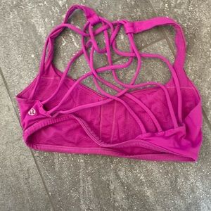 Lululemon free to be bra
